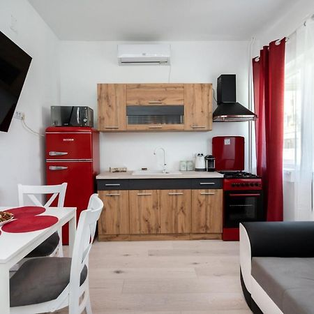 Spacious And Cozy Apartment In Central Bucharest Bucareste Exterior foto