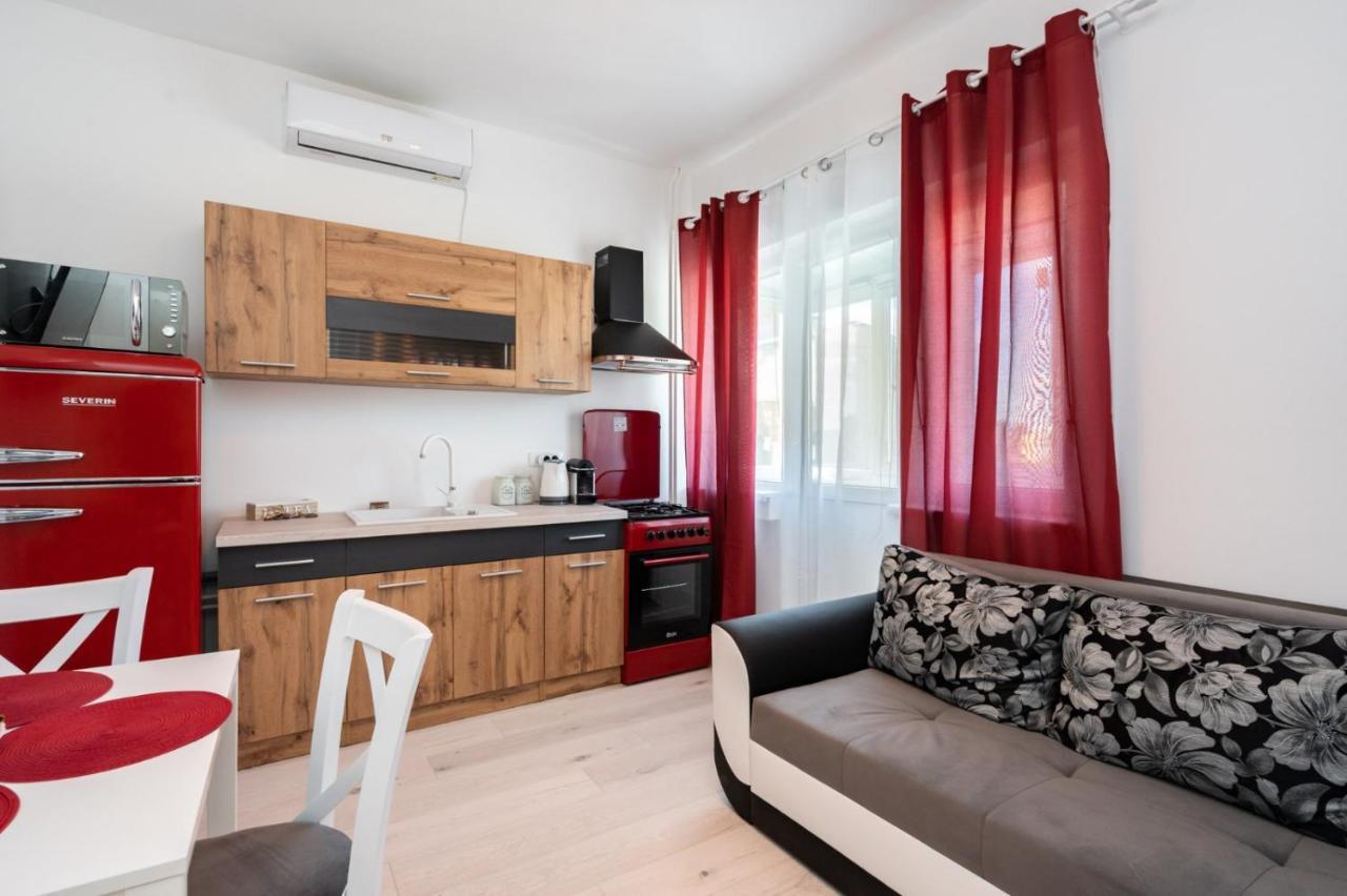 Spacious And Cozy Apartment In Central Bucharest Bucareste Exterior foto