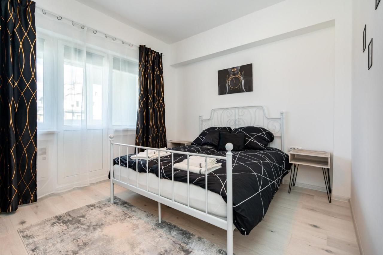 Spacious And Cozy Apartment In Central Bucharest Bucareste Exterior foto