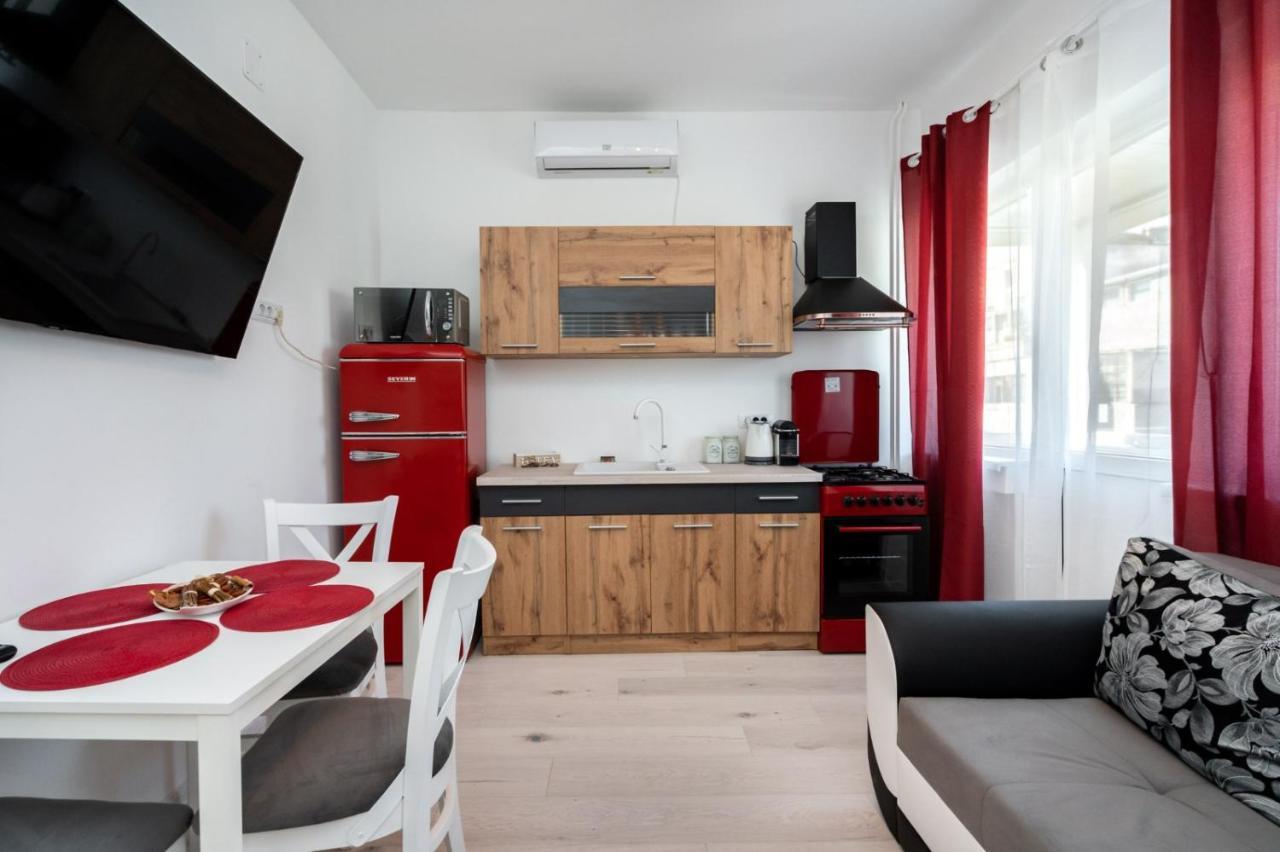 Spacious And Cozy Apartment In Central Bucharest Bucareste Exterior foto